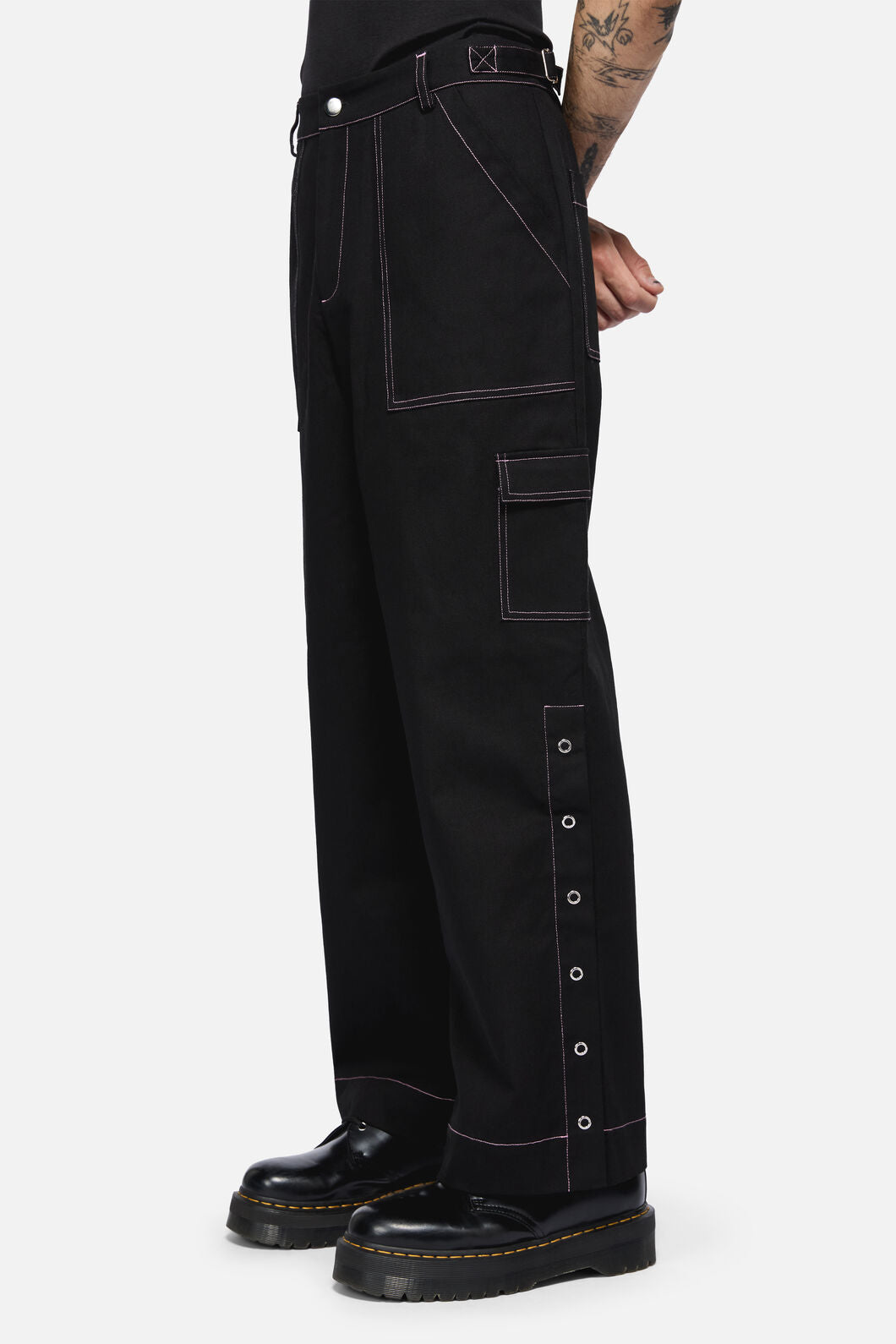 Black Friday - Wingspan Goth Pant - black