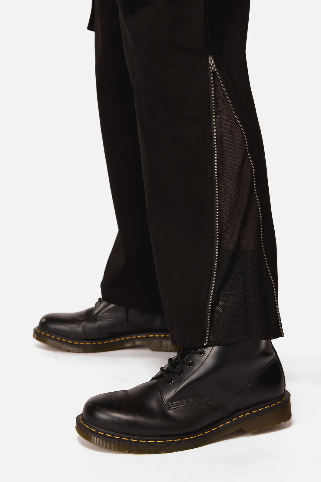 Black Friday - Your Grace Goth Zip Pant - black