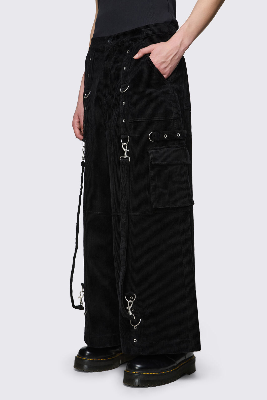 Black Friday - Beasts Goth Cargo Pant - black