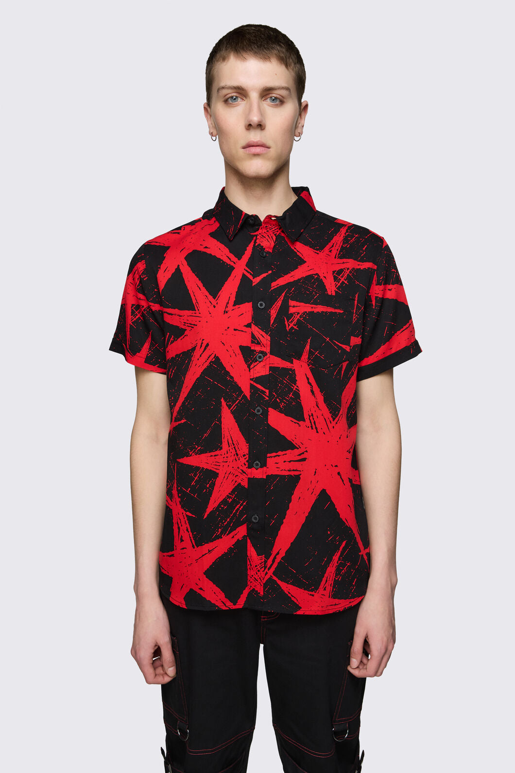 Black Friday - Trad Emo Star Graphic Shirt - black-red
