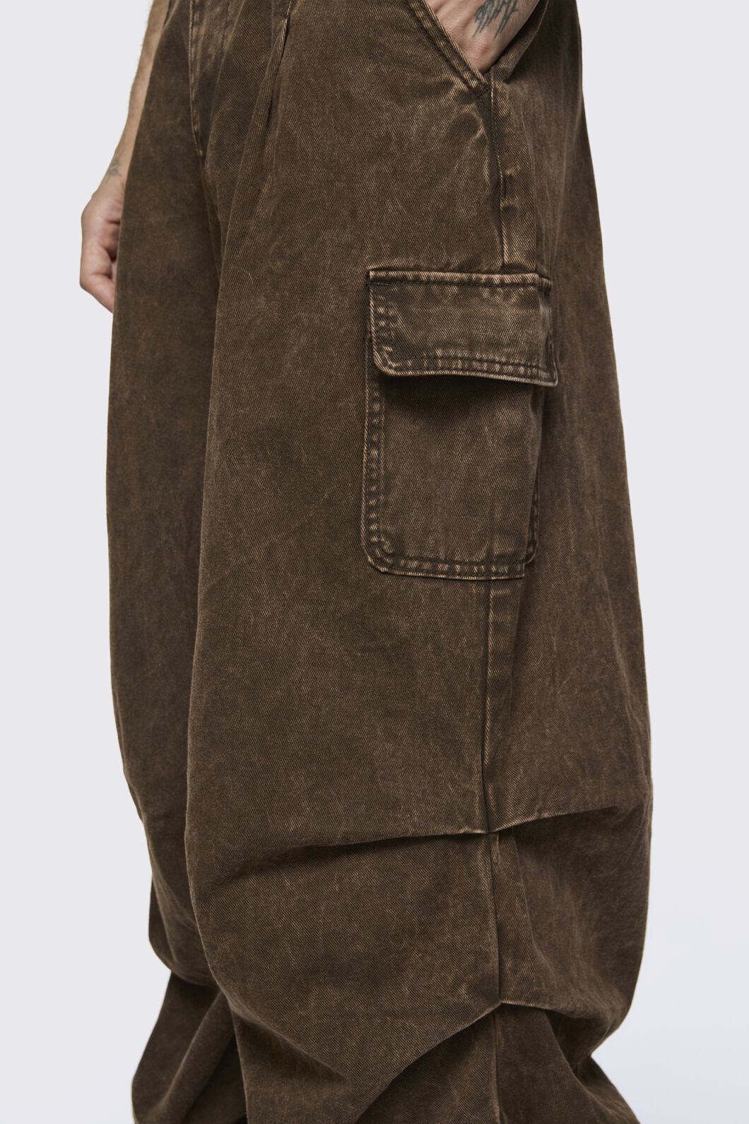 Black Friday - Behind The Blinds Baggy Cargo - brown