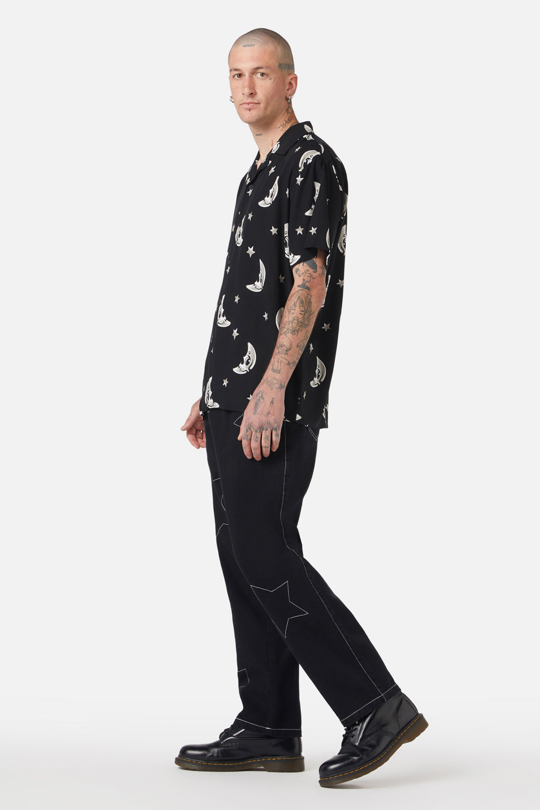 Black Friday - Solar Flare SS Shirt - black
