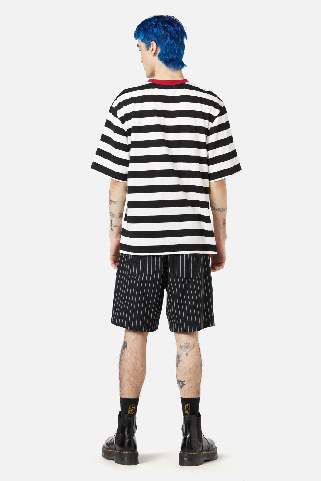 Black Friday - Cheeky Tee - black-white