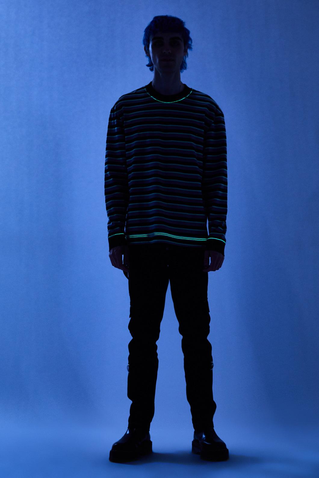 Black Friday - Unsolved Long Sleeve Tee - multi