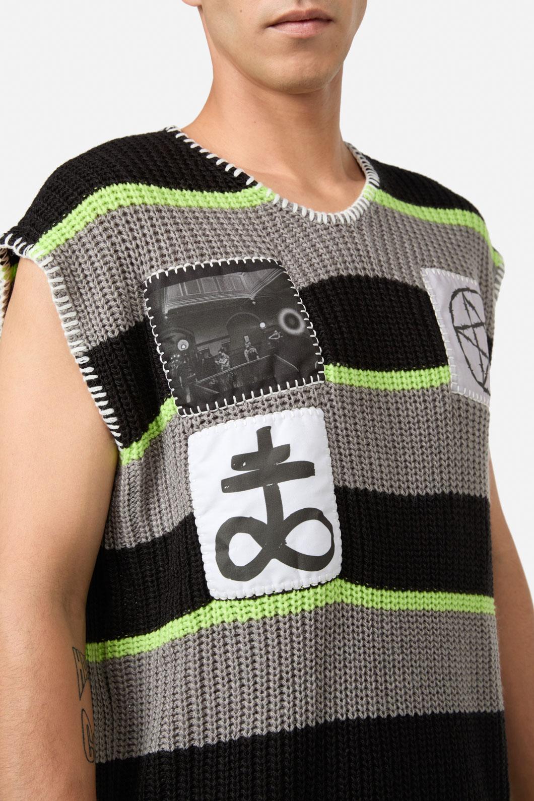 Black Friday - Hunter Knit Vest - black-grey