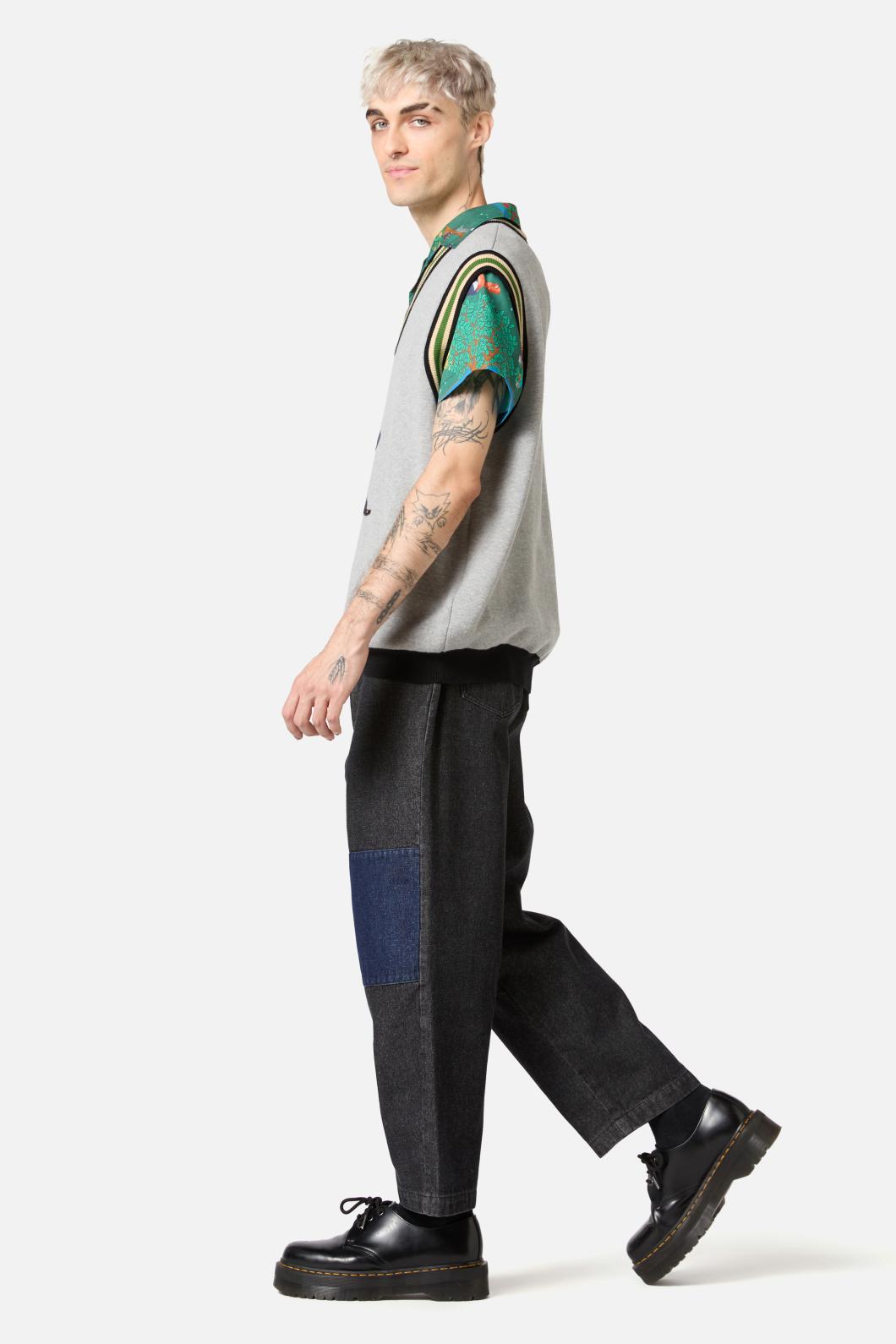 Black Friday - Wizard Cat Knit Vest - grey