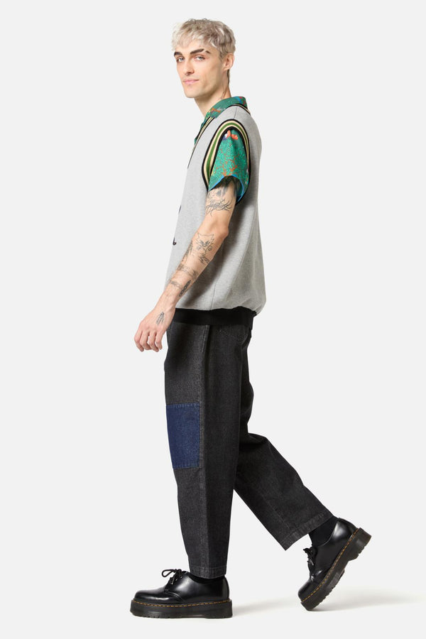 Black Friday - Wizard Cat Knit Vest - grey