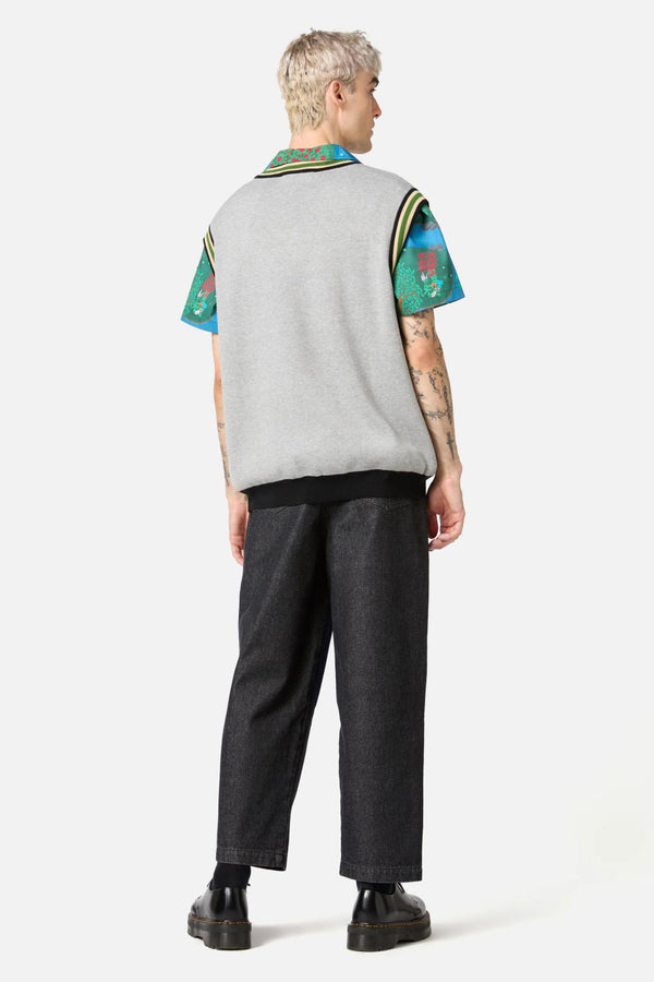 Black Friday - Wizard Cat Knit Vest - grey