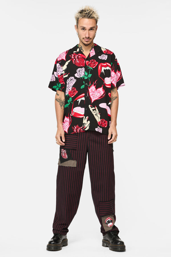 Black Friday - Irrevocably In Love SS Shirt - black-red