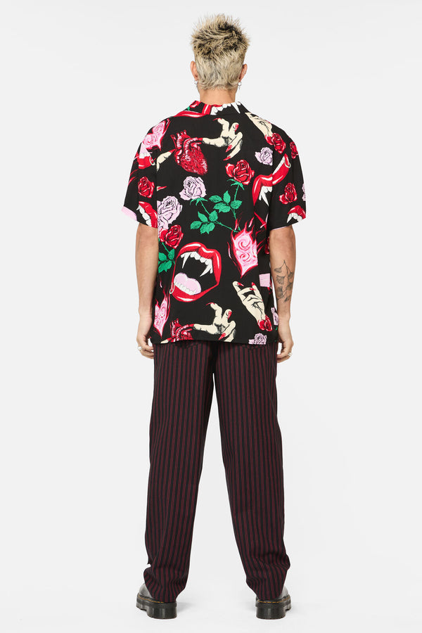 Black Friday - Irrevocably In Love SS Shirt - black-red