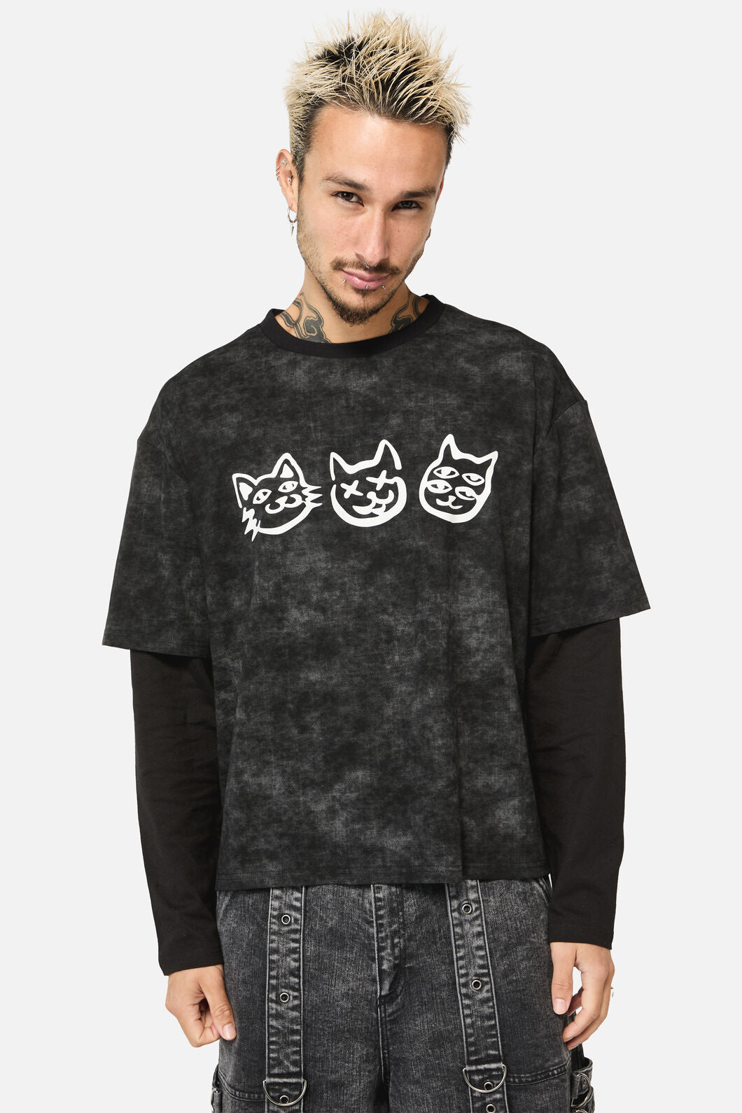 Black Friday - Laneway Graff Acid Wash Tee - grey