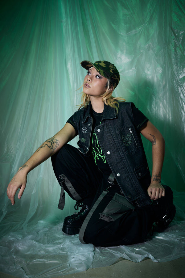 Black Friday - Graff Patch Vest - black