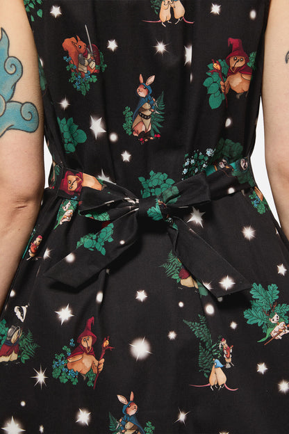 Black Friday - Keeper OfTheWoodsPrintPinafore - black