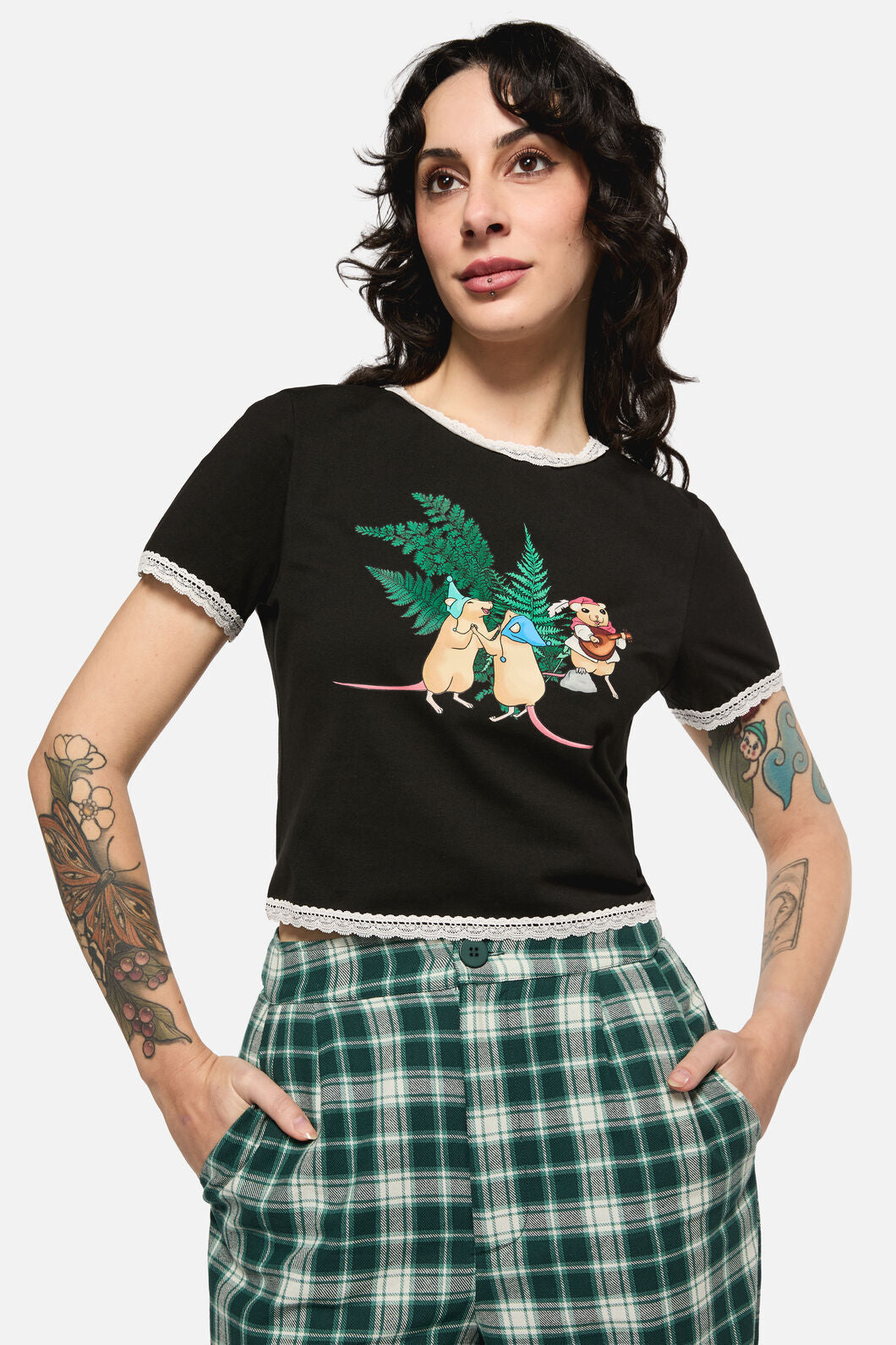 Black Friday - Keeper Of The Woods Lace Trim T-Shirt - black