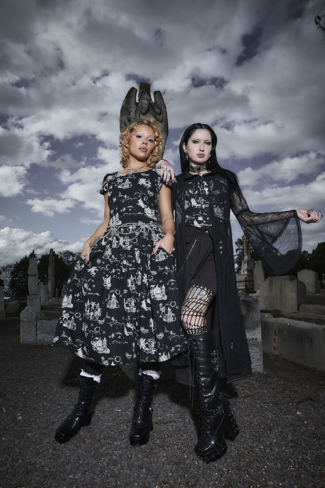 Black Friday - Prudence Midi Dress - black