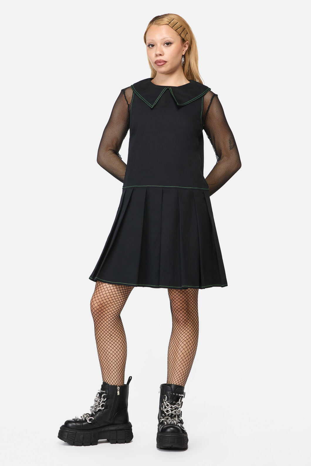 Black Friday - Wired Collar Sleeveless Dress - black