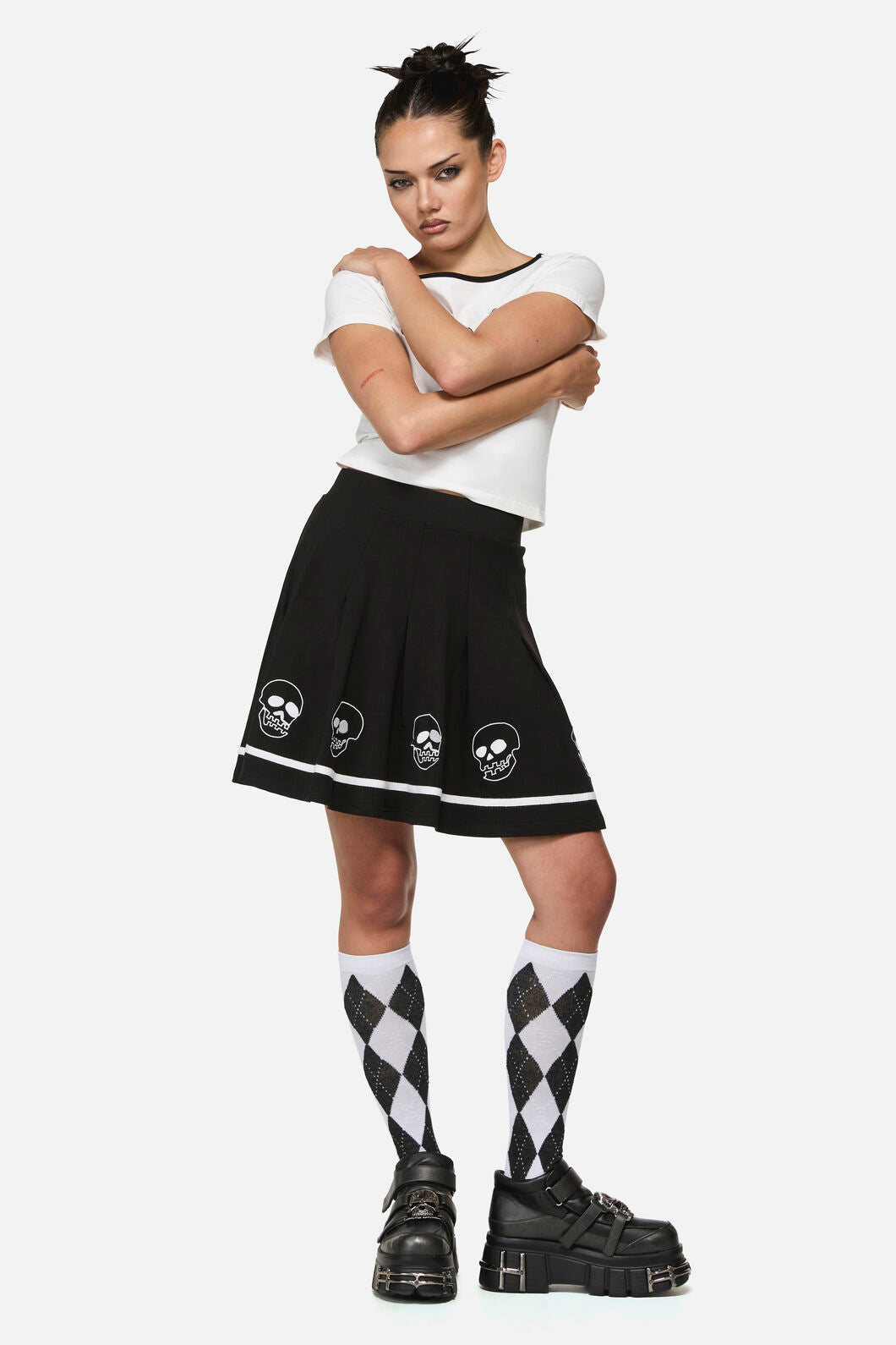 Black Friday - Numbskull Trim Goth Skirt - black