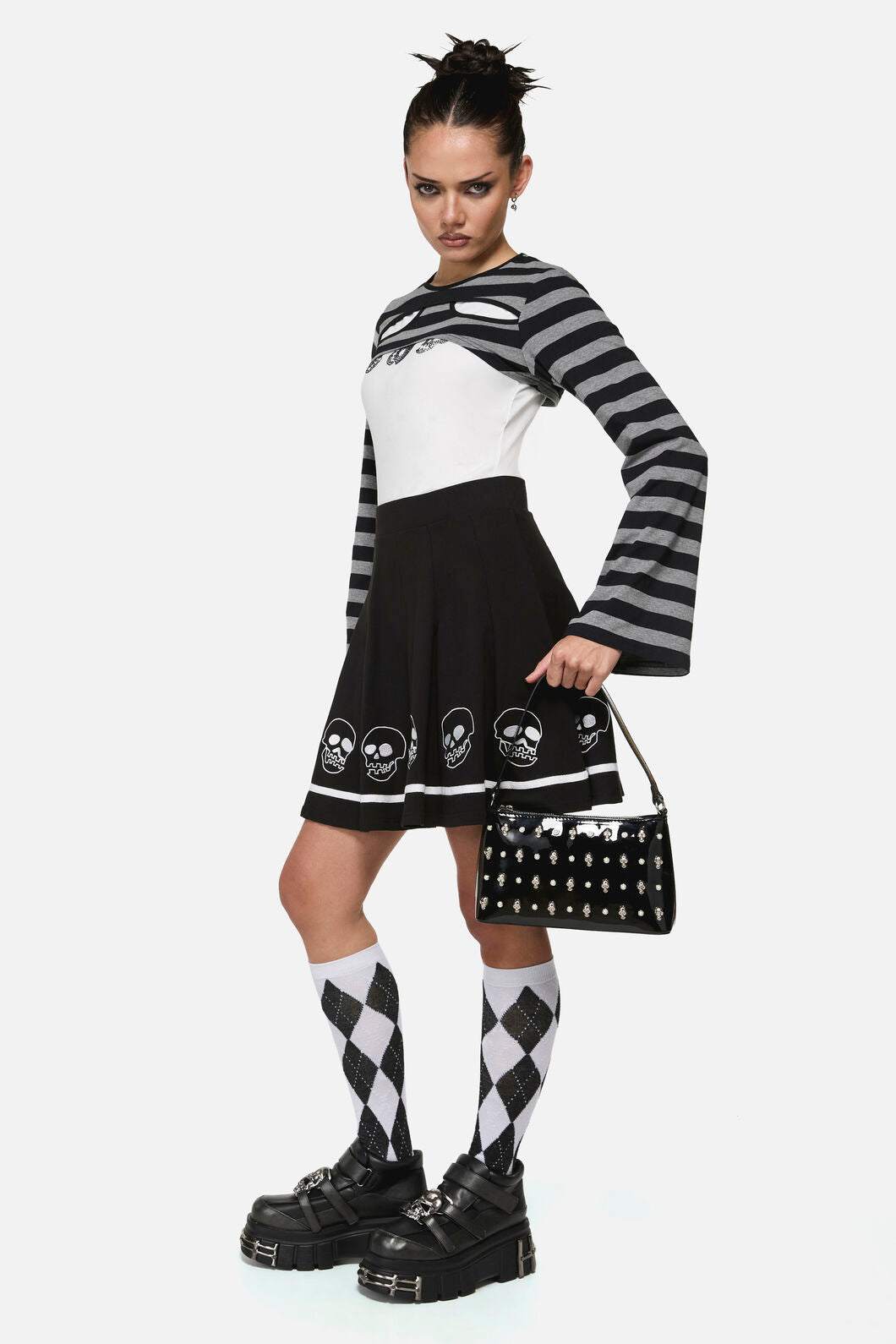 Black Friday - Numbskull Trim Goth Skirt - black