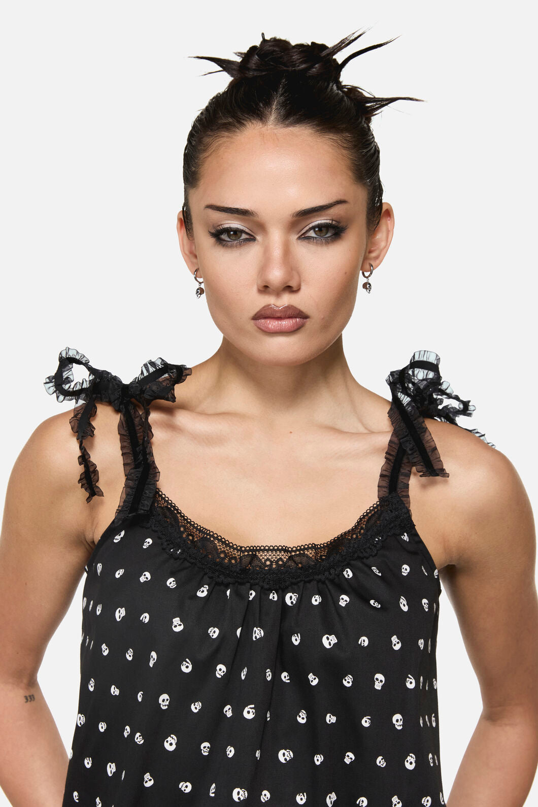 Black Friday - Cranium Goth Lace Tank Top - black