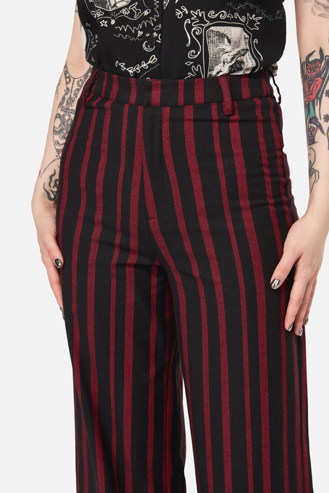 Black Friday - Ritualistic Goth Ruffle Pant - red-black