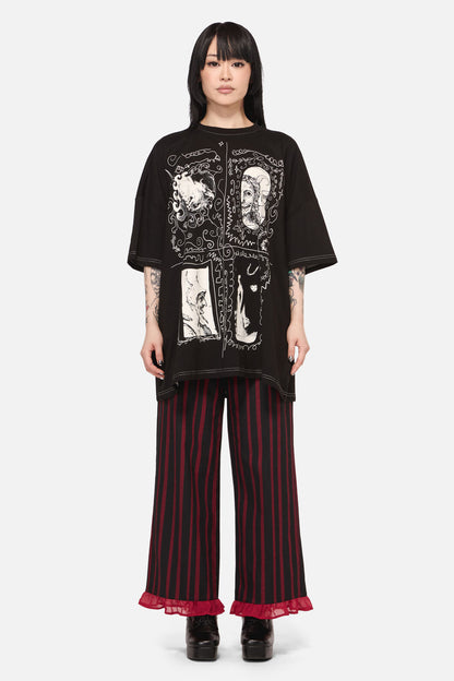 Black Friday - Framed Goth Oversized Tee - black