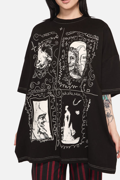 Black Friday - Framed Goth Oversized Tee - black