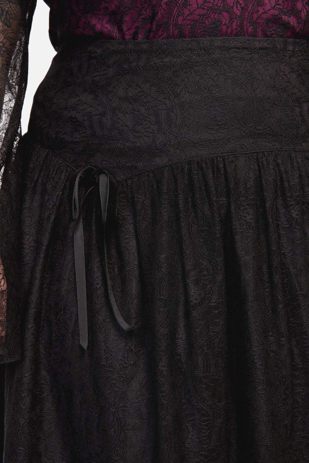 Black Friday - Curve Fiona Lace Skirt - black