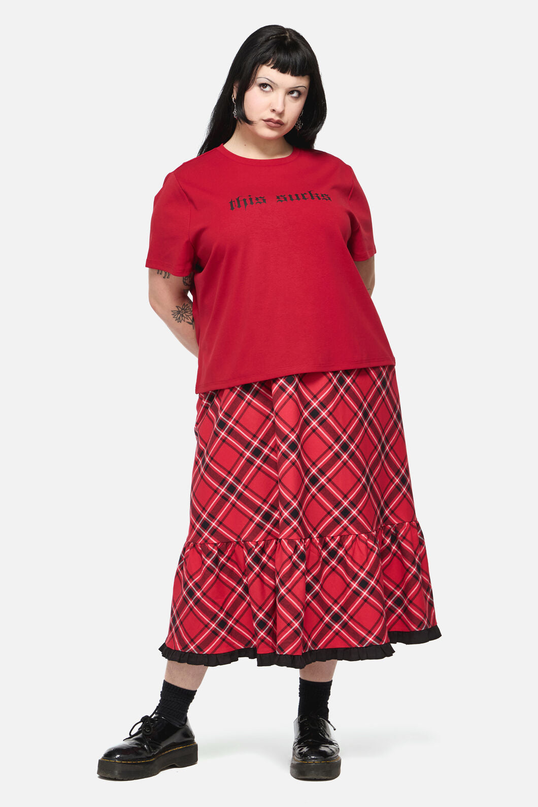 Black Friday - Curve This Sucks Goth Tee - red