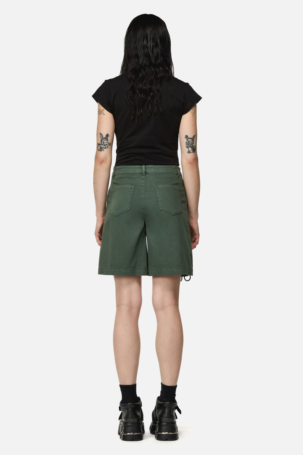 Black Friday - Pestilence Goth Trim Short - olive