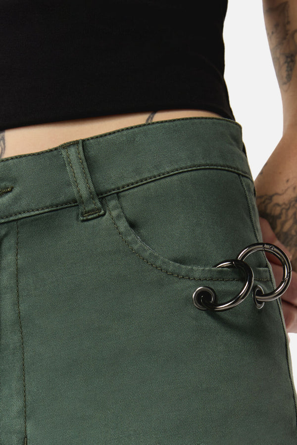 Black Friday - Pestilence Goth Trim Short - olive