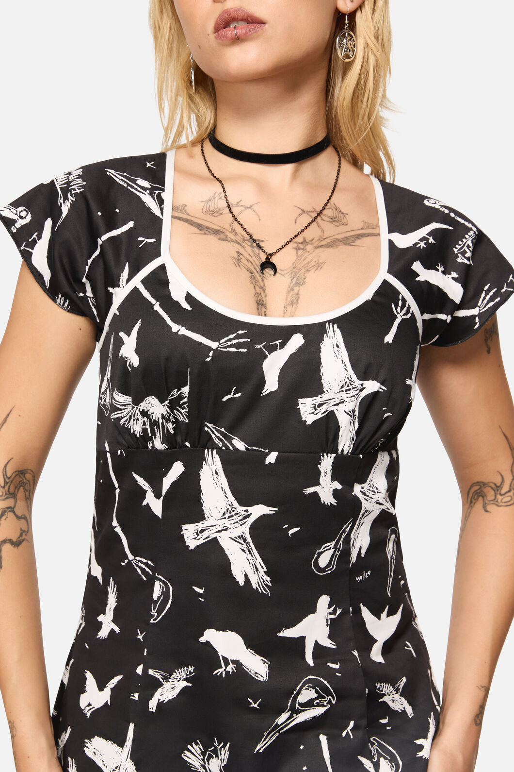 Black Friday - Corbeau Print Tie Cutout Dress - black