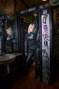 Black Friday - Corbeau Print Fitted T-Shirt - black