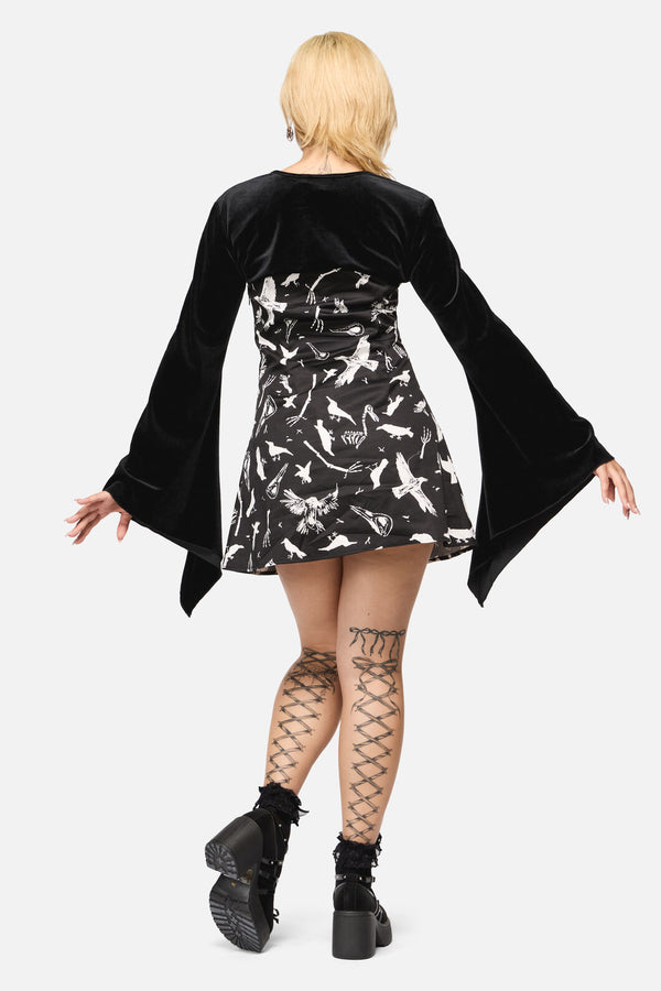 Black Friday - Wingspan Goth Sleeve - black