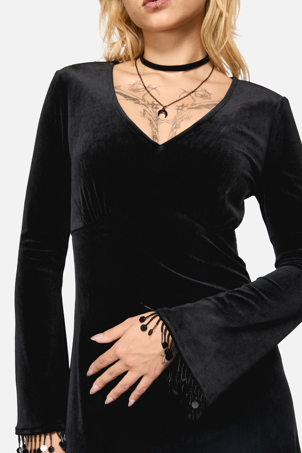 Black Friday - Wingspan Goth Midi Dress - black
