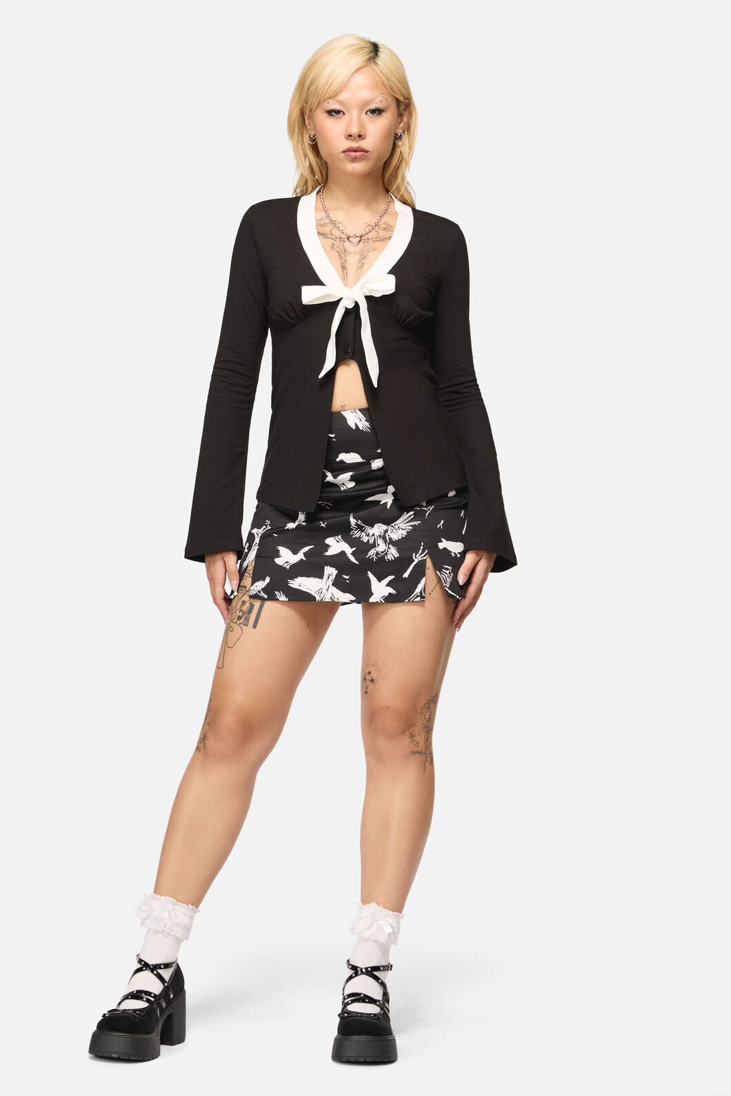 Black Friday - Wingspan Goth Top - black