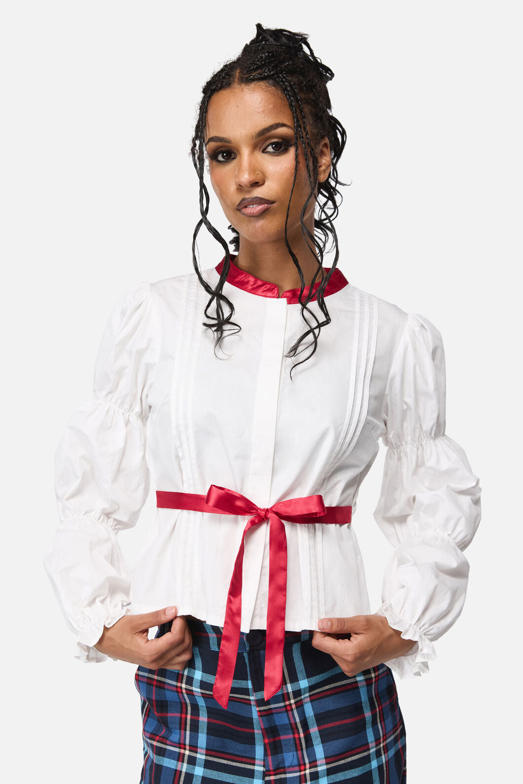 Black Friday - Dame Long Sleeve Ribbon Blouse - white