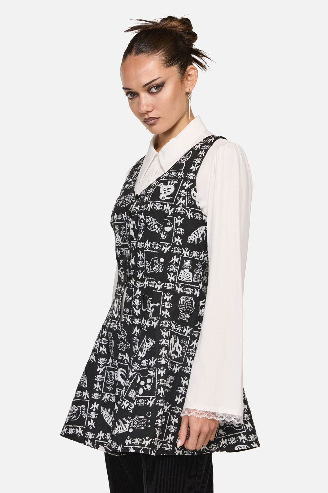 Black Friday - Manuscript Goth Pinafore - black