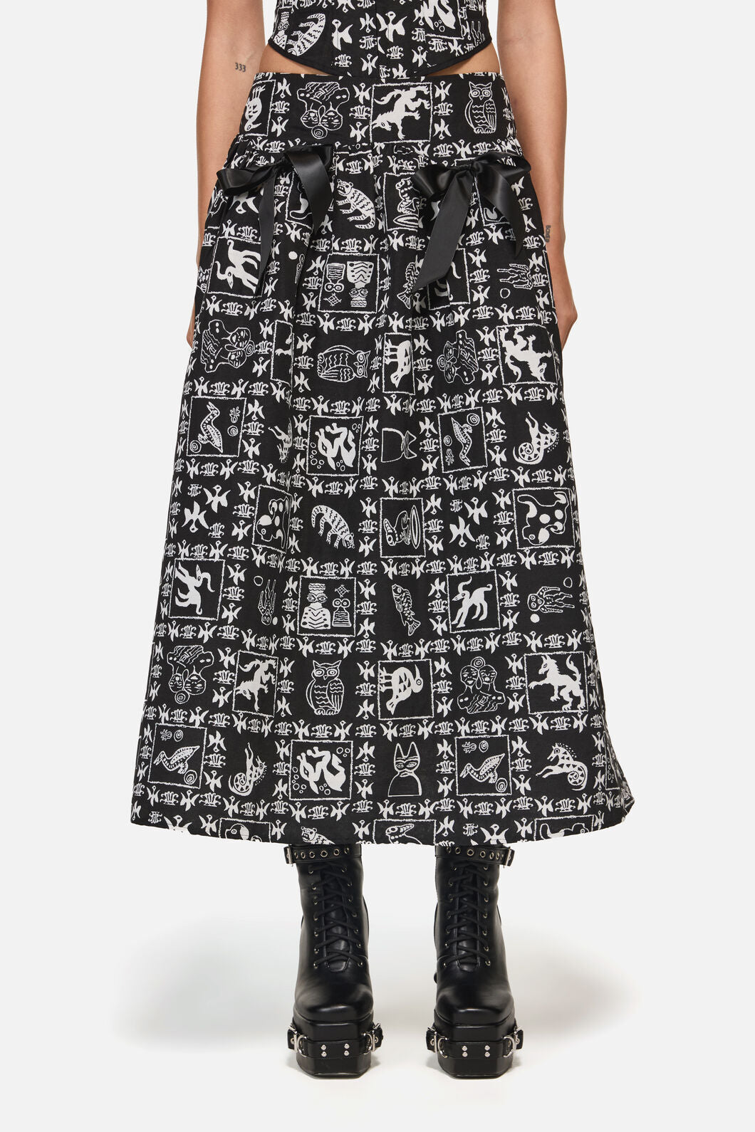 Black Friday - Manuscript Goth Skirt - black