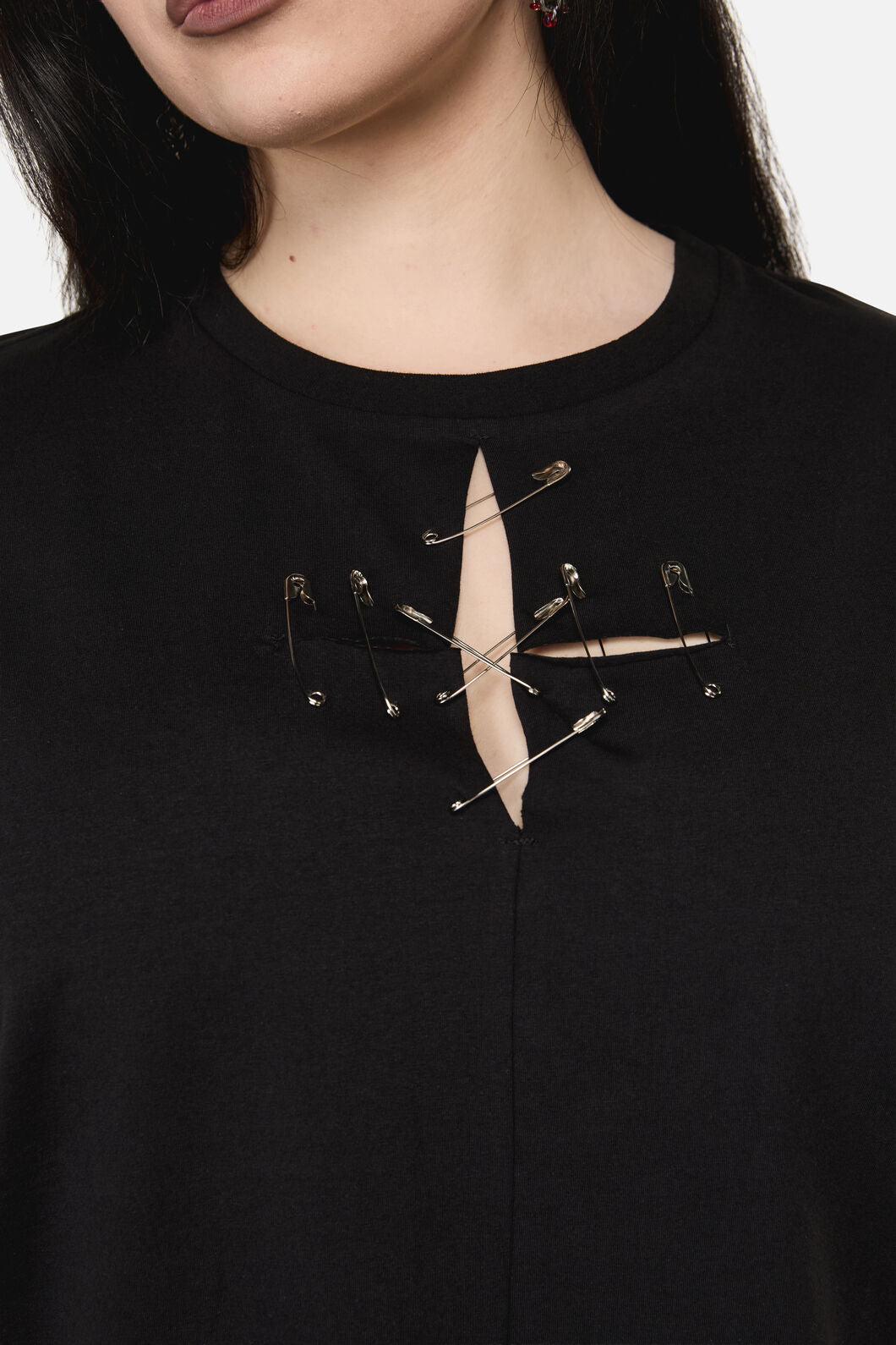 Black Friday - Curve Safety First Goth Tee - black