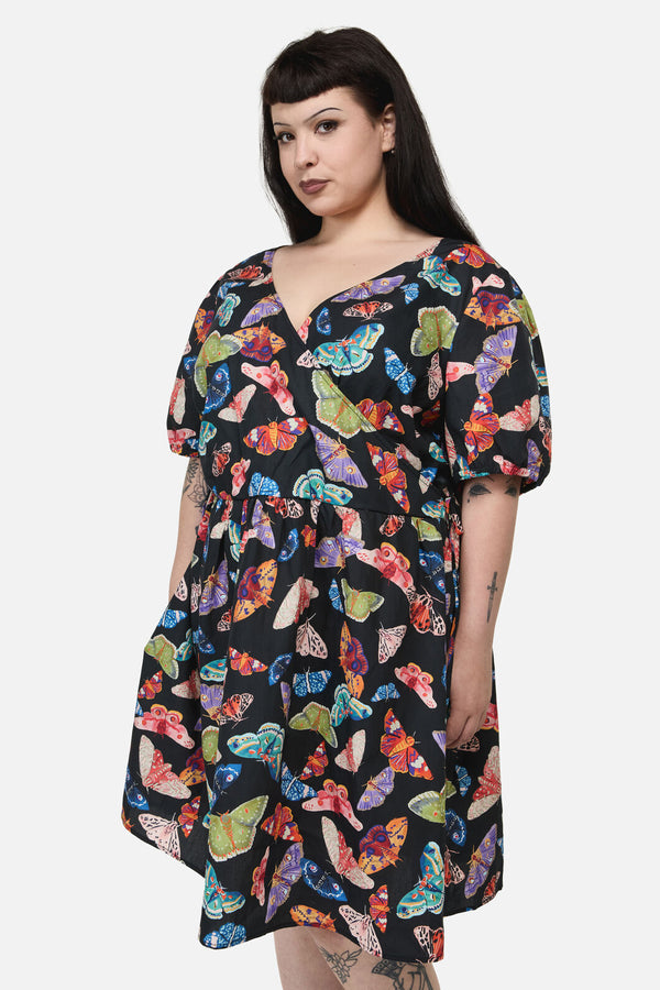 Black Friday - Curve Swarm Goth Wrap Dress - multi