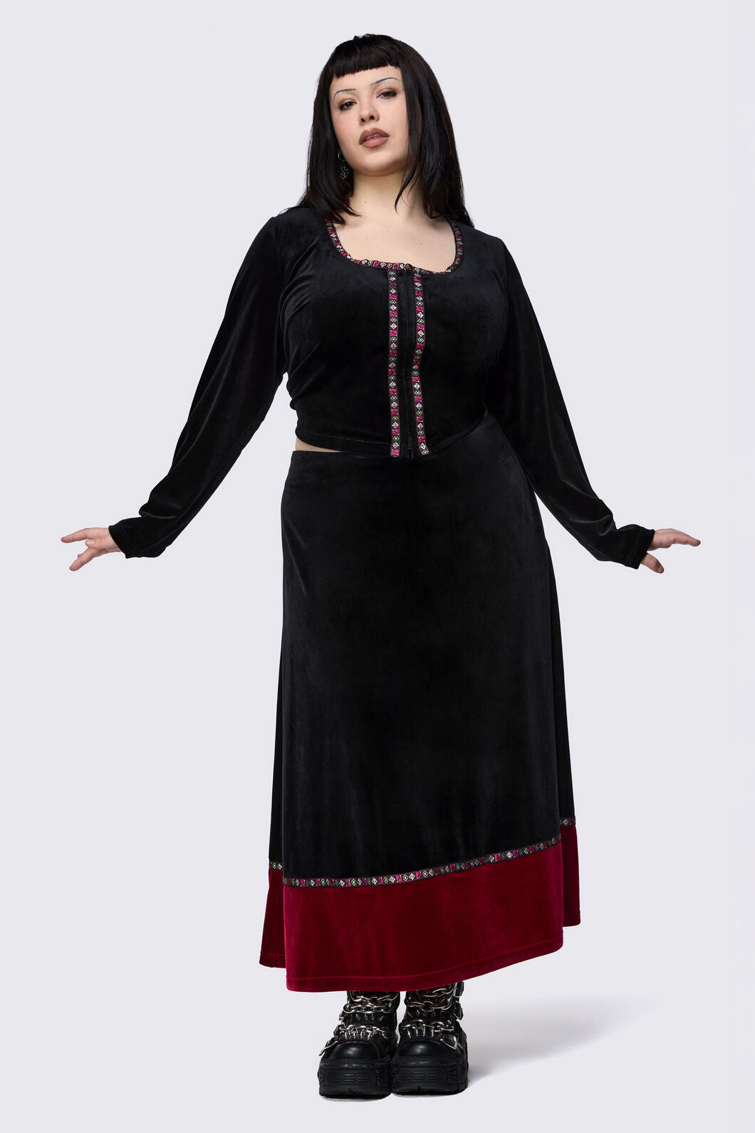 Black Friday - Curve Squire Goth Velour Cardigan - black
