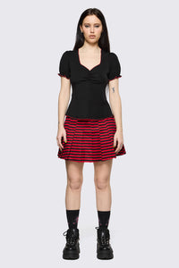 Black Friday - Trad Emo Soft Goth Ruffle Top - black