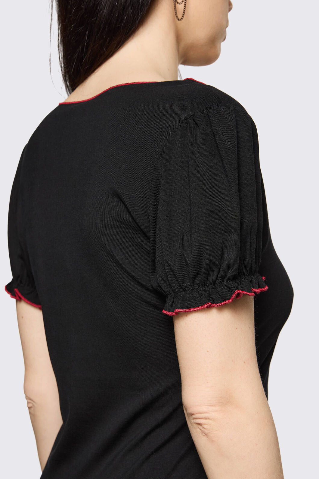 Black Friday - Trad Emo Soft Goth Ruffle Top - black