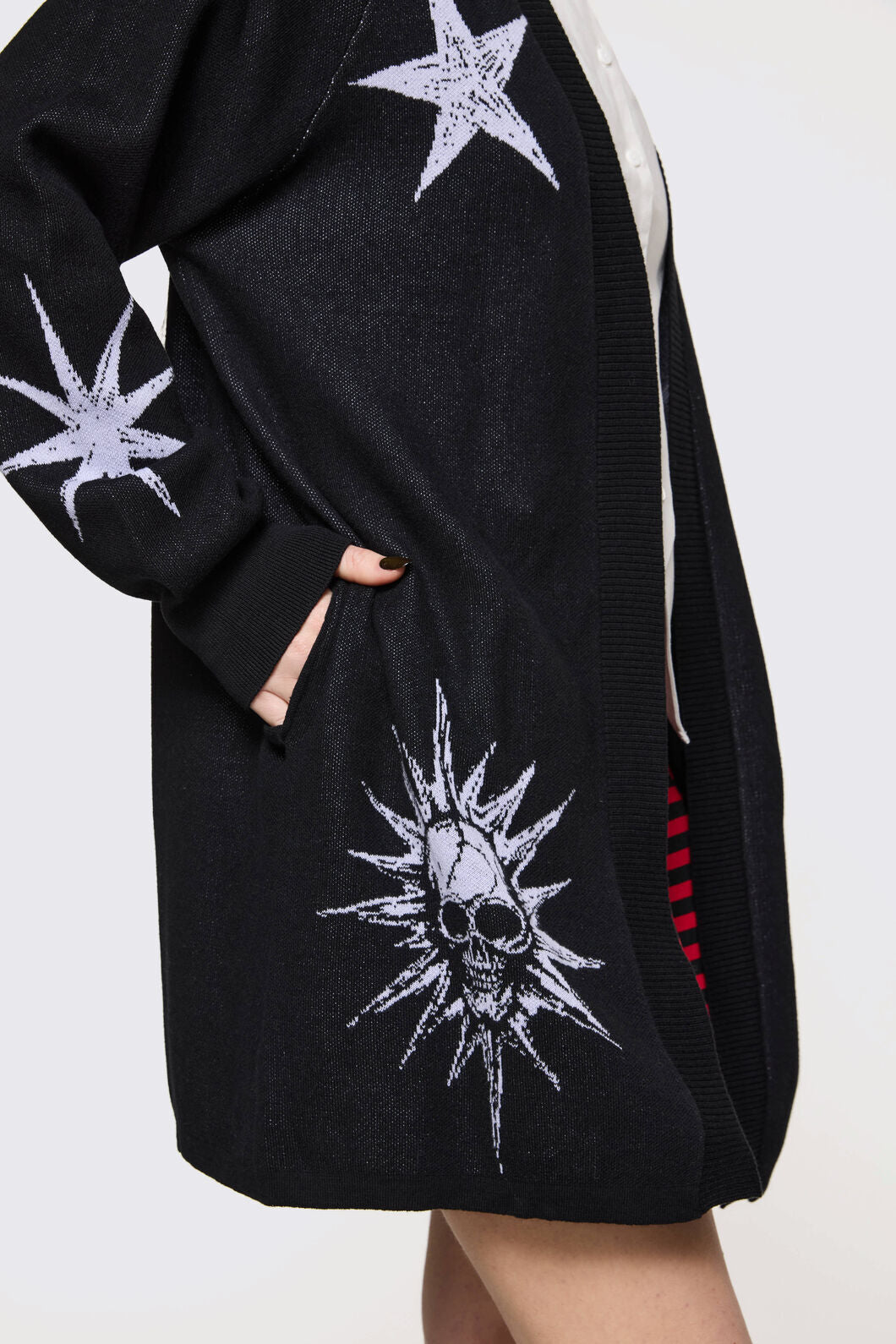 Black Friday - Trad Emo Long Graphic Cardigan - black