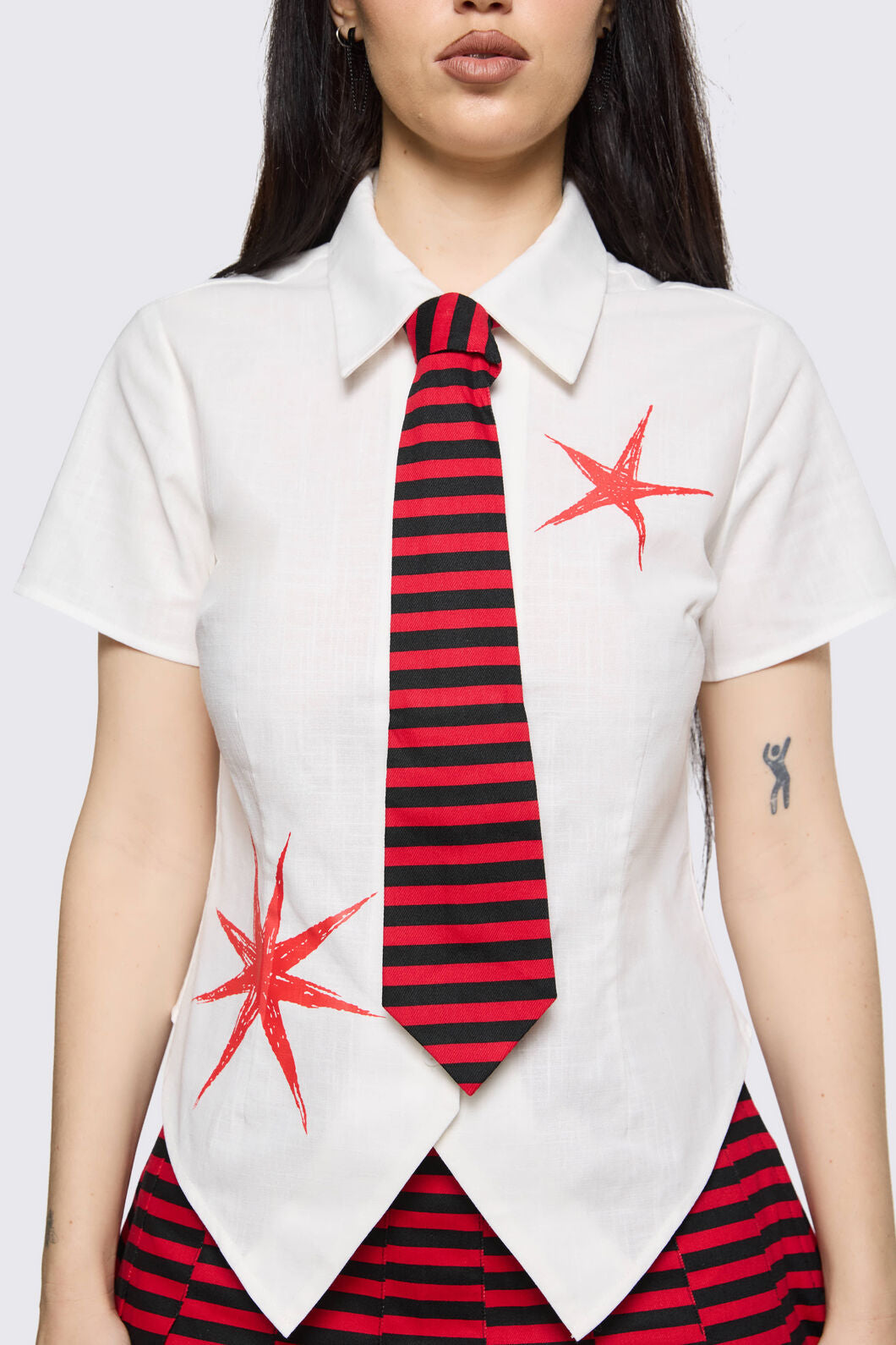 Black Friday - Trad Emo Tie Fitted Blouse - off-white
