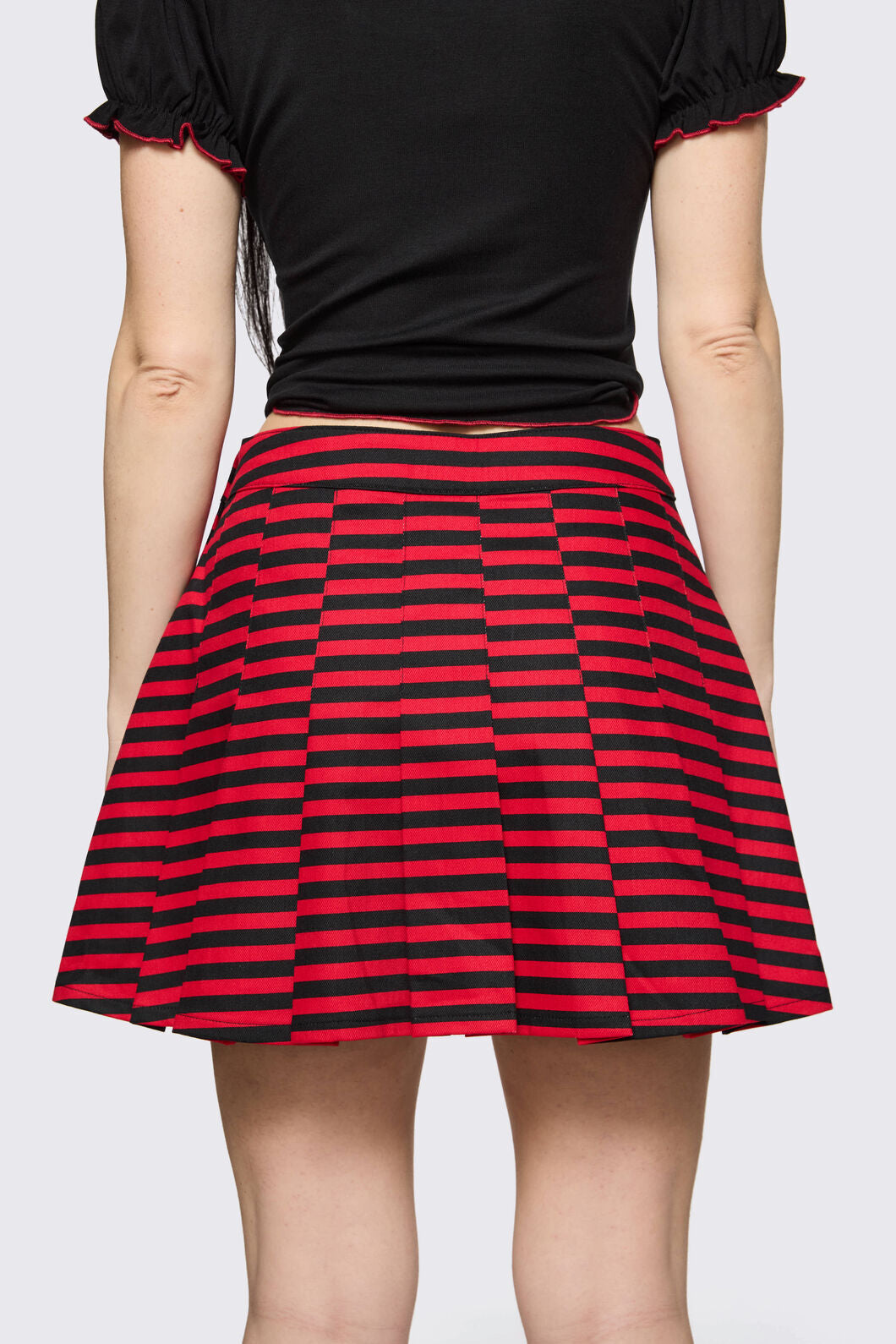 Black Friday - Trad Emo Stripe Pleated Skirt - black-red