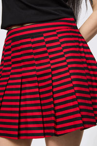 Black Friday - Trad Emo Stripe Pleated Skirt - black-red