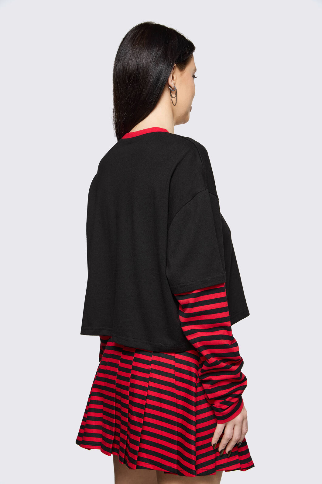 Black Friday - Trad Emo Crop Stripe T-Shirt - black-red