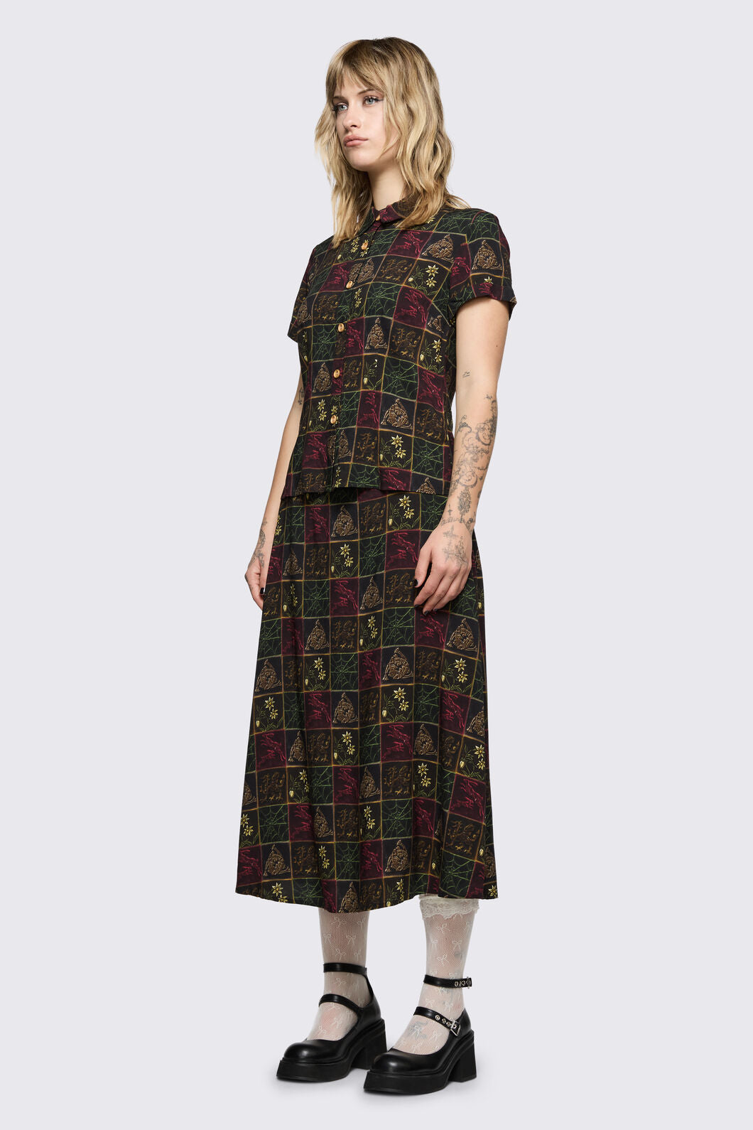 Black Friday - Fantasy Walk Blouse - multi