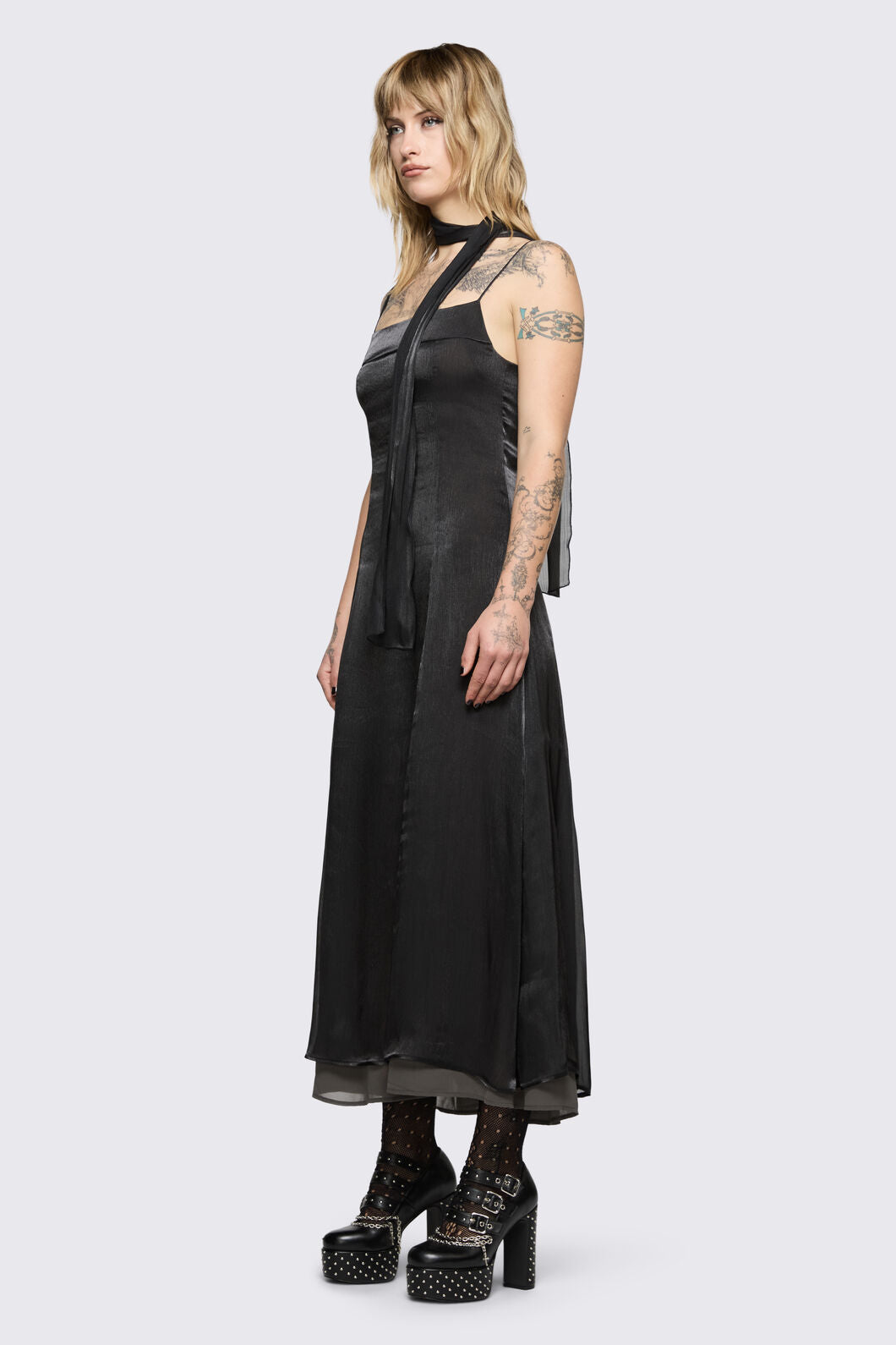 Black Friday - Behind The Blind Gown - black